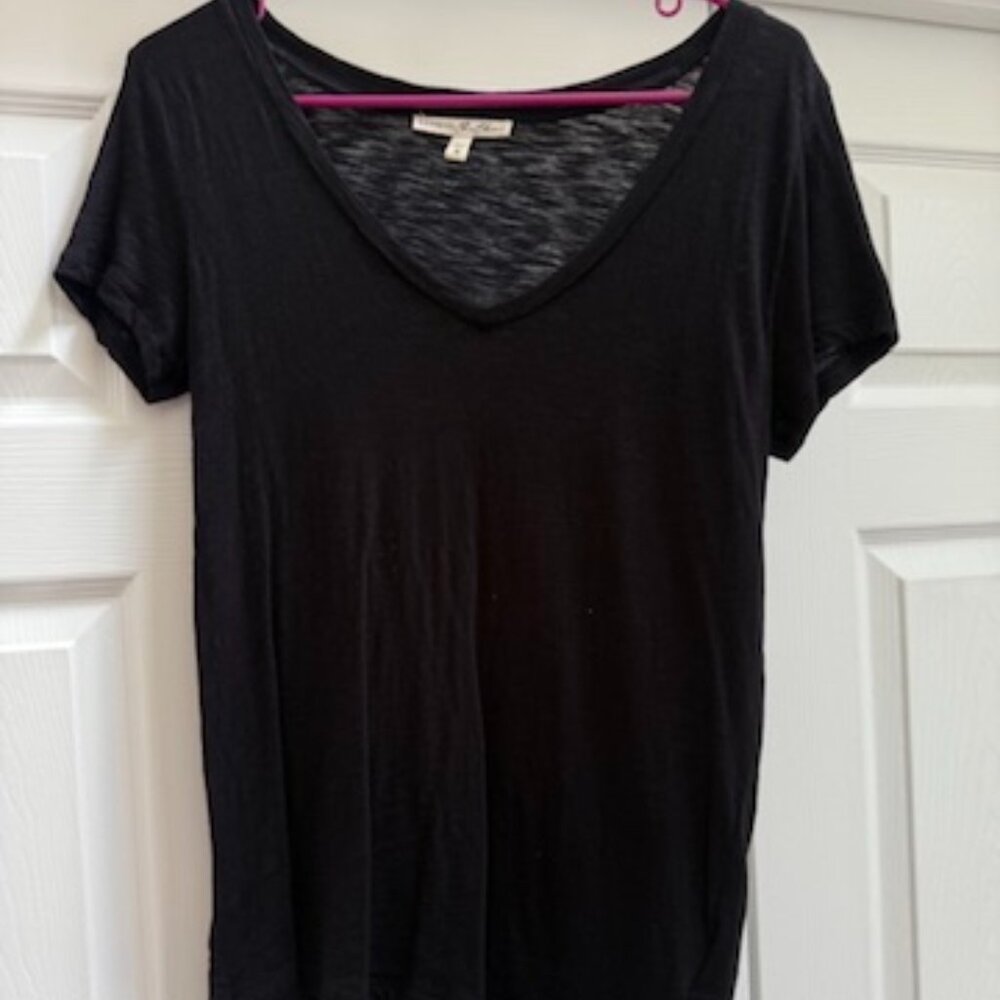 Women's Express Lightweight Short Sleeve V-Neck Light Black Size Small
